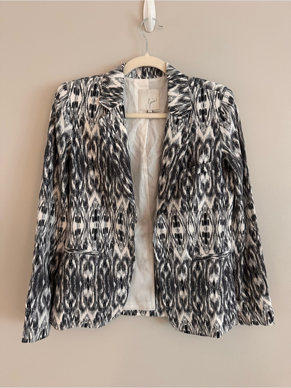 Joie 100% Linen Blazer Jacket Gray White Ikat Pattern Lightweight Size 2